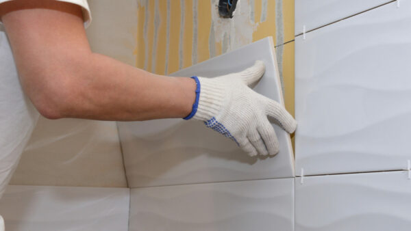 Badkamer sanitair plaatsen