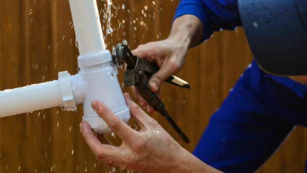 Loodgieter Dordrecht lekkage: snel handelen bij waterlekkage voorkomt grote schade
